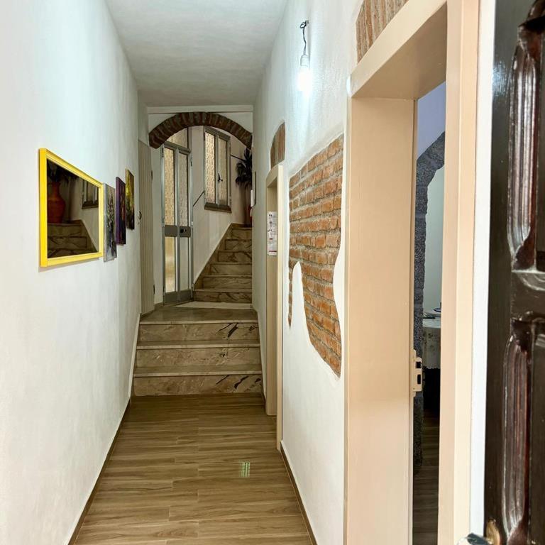 Casa Del Corso Hotel Dorgali Exterior foto